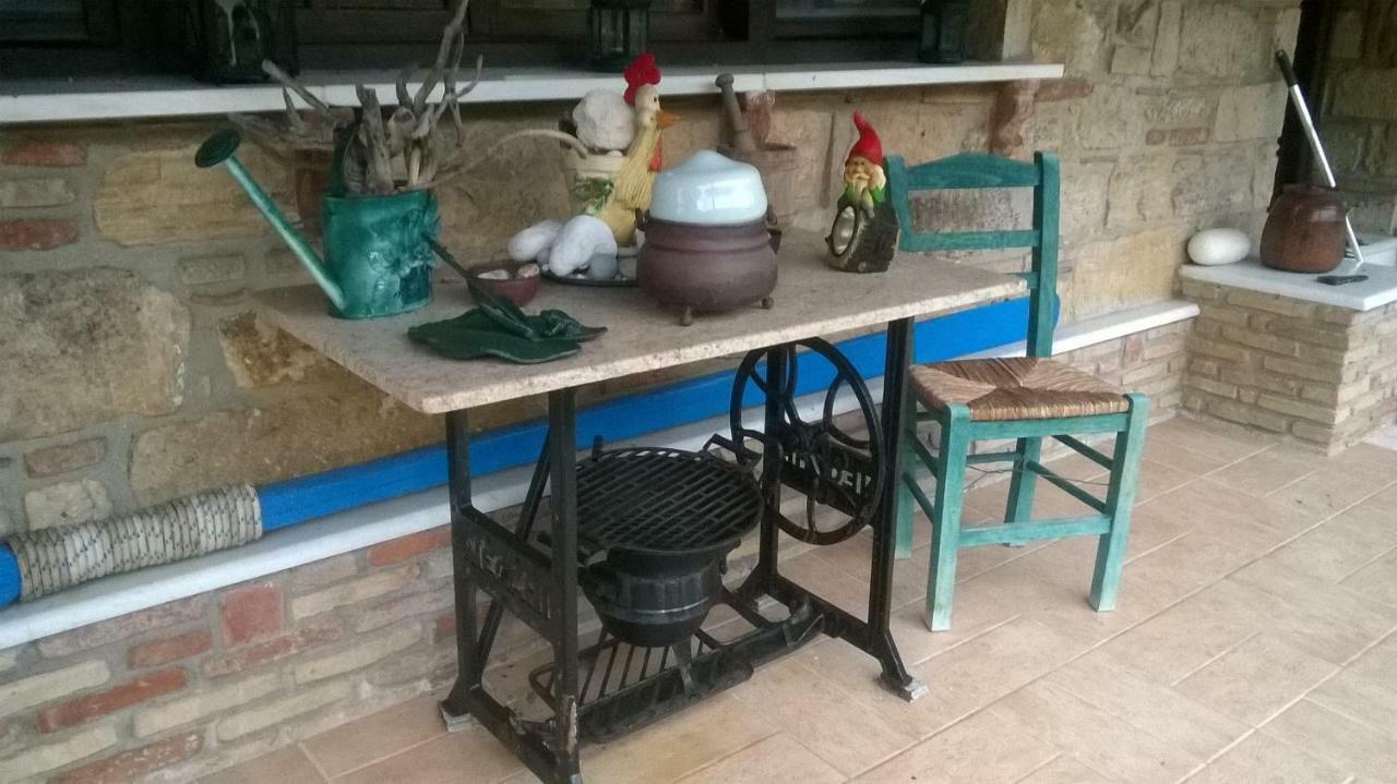Kalogirou Stone House Apartment Limnionas  Ngoại thất bức ảnh