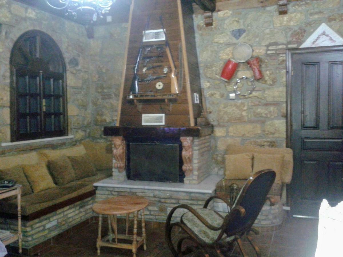Kalogirou Stone House Apartment Limnionas  Ngoại thất bức ảnh